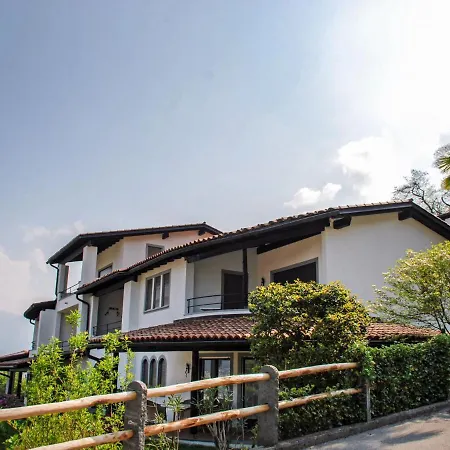Miralago - Utoring Apt- C27 By Interhome